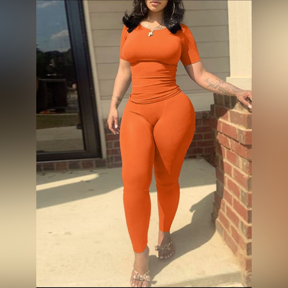 Women’s two piece pants set. Casual short sleeve round neck tee and leggings.